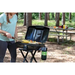 Coleman Road Trip Sportster® Propane Gas Grill 27 Coleman Road Trip Sportster® Propane Gas Grill -Campout Gear Shop 04 2000020947 0020 FINAL