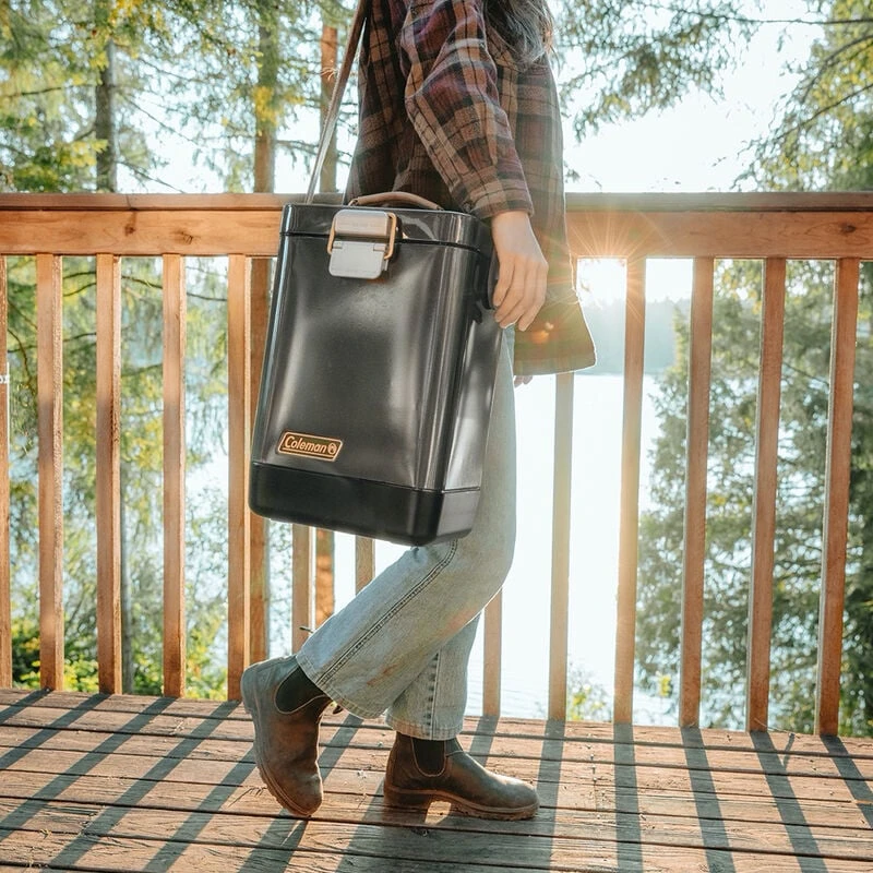 Coleman 1900 Collection 11-Quart Steel-Belted Cooler 5 Coleman 1900 Collection 11-Quart Steel-Belted Cooler - Image 3