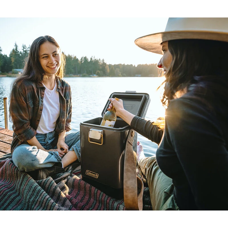 Coleman 1900 Collection 11-Quart Steel-Belted Cooler 9 Coleman 1900 Collection 11-Quart Steel-Belted Cooler - Image 7